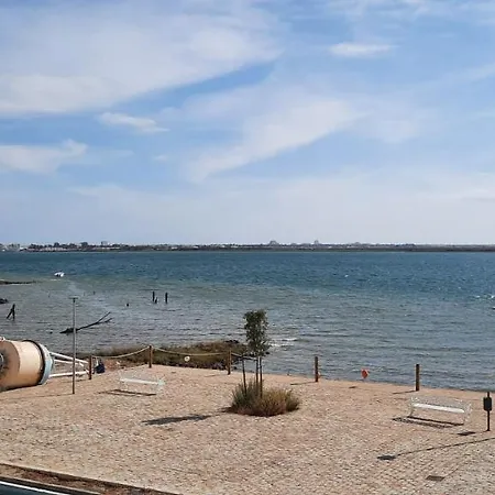 Mirando Al Rio Ayamonte